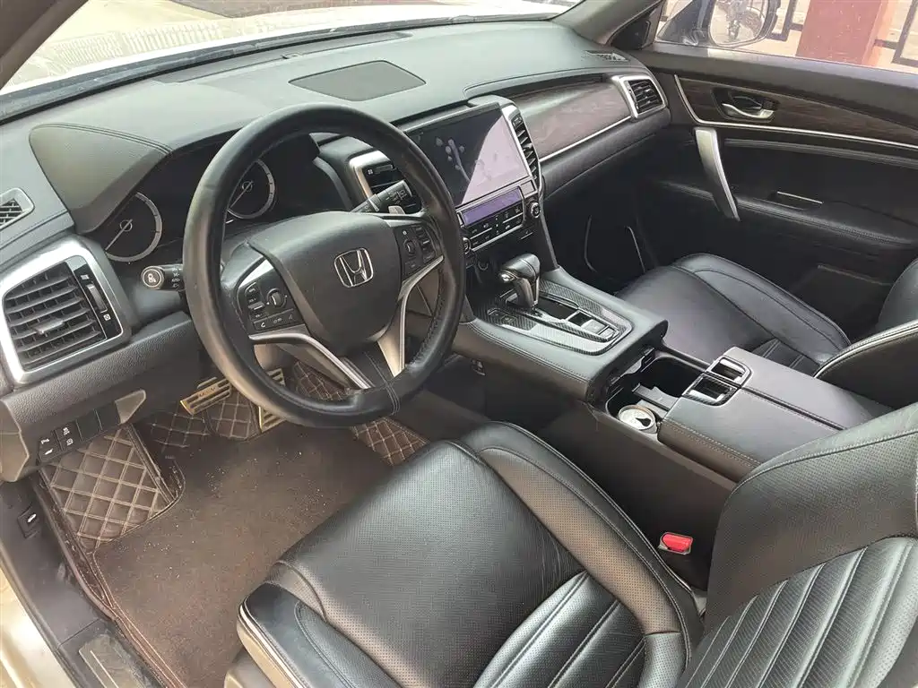 Honda Honda UR-V 2018 - thumbnail 14
