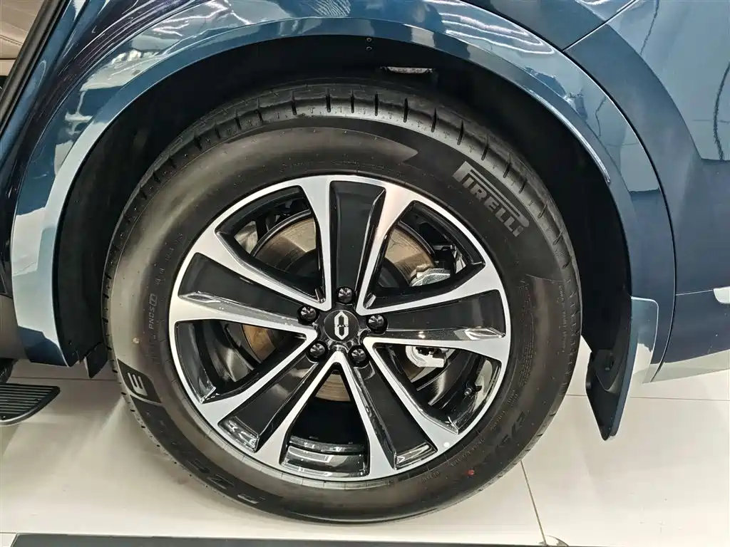 AITO AITO M7 2026 EREV Max AWD 6-Seater (192-Line LiDAR) 2025 - thumbnail 10