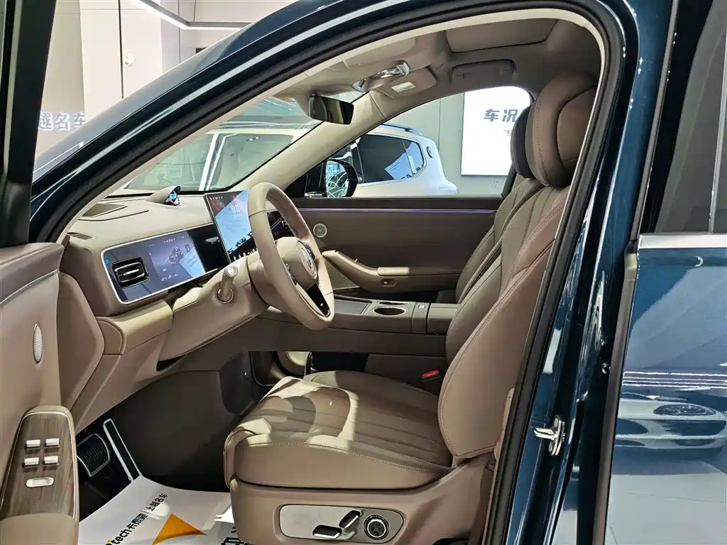 AITO AITO M7 2026 EREV Max AWD 6-Seater (192-Line LiDAR) 2025 - thumbnail 16