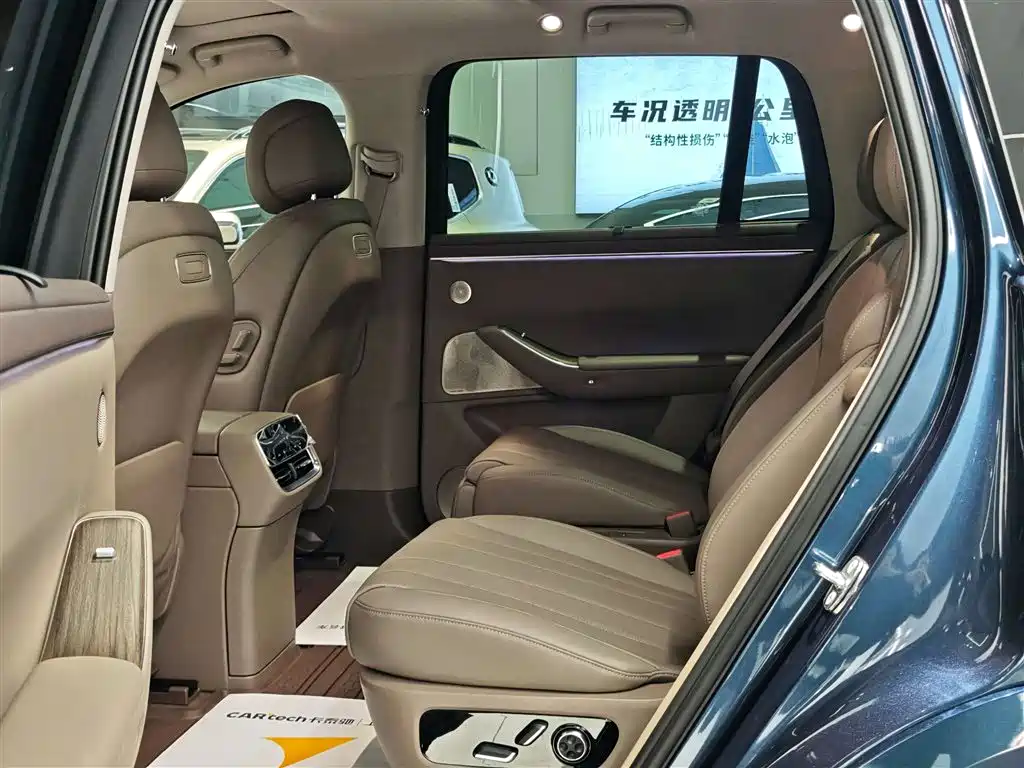AITO AITO M7 2026 EREV Max AWD 6-Seater (192-Line LiDAR) 2025 - thumbnail 17