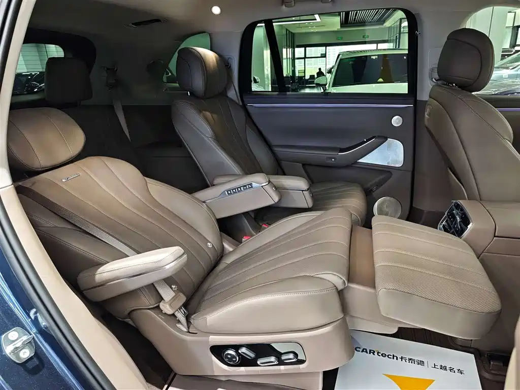AITO AITO M7 2026 EREV Max AWD 6-Seater (192-Line LiDAR) 2025 - thumbnail 24
