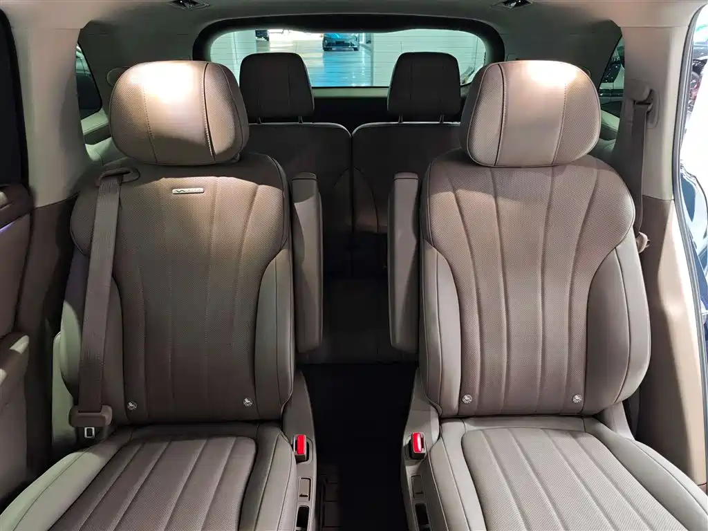 AITO AITO M7 2026 EREV Max AWD 6-Seater (192-Line LiDAR) 2025 - thumbnail 27
