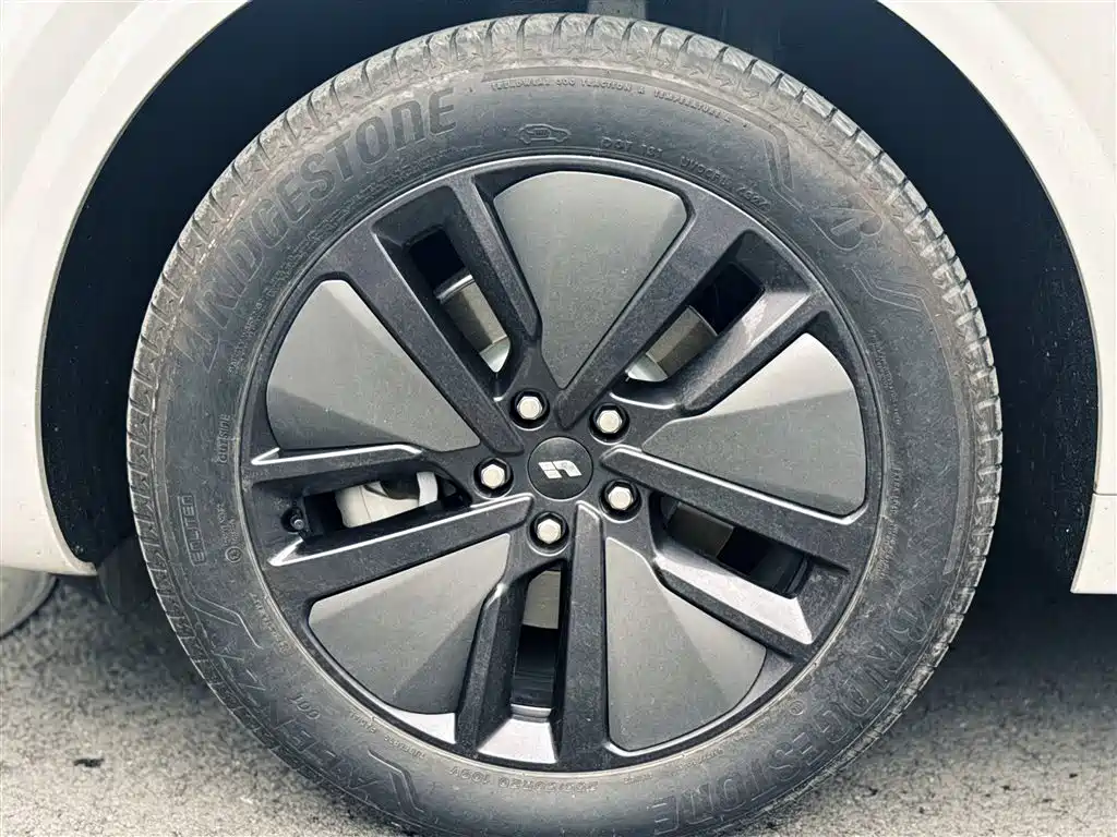 Li Auto Li Auto L6 2024 Pro 2024 - thumbnail 11
