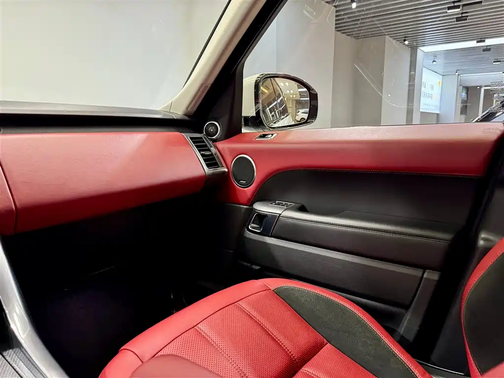 Land Rover Range Rover Sport 2018 3.0 SC V6 HSE Dynamic 2019 - thumbnail 24