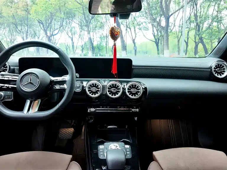Mercedes-Benz Mercedes-Benz A-Class 2023 A 200 L Fashion Edition 2023 - thumbnail 7
