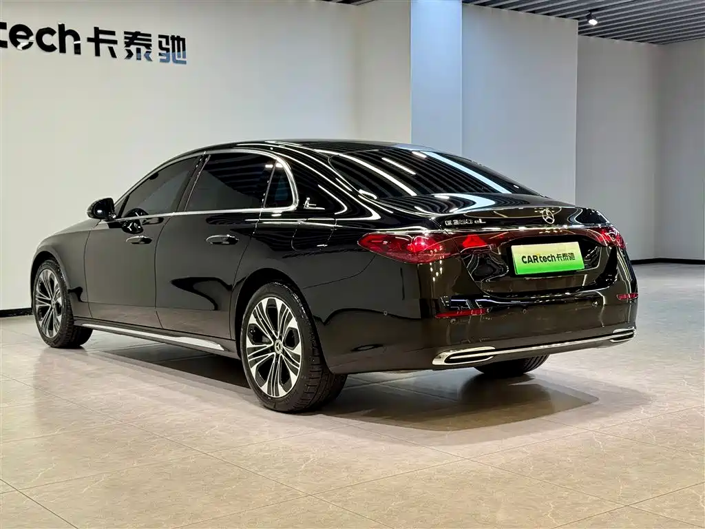 Mercedes-Benz Mercedes-Benz E-Class 2024 E 350 e L Plug-in Hybrid Sedan 2025 - thumbnail 6