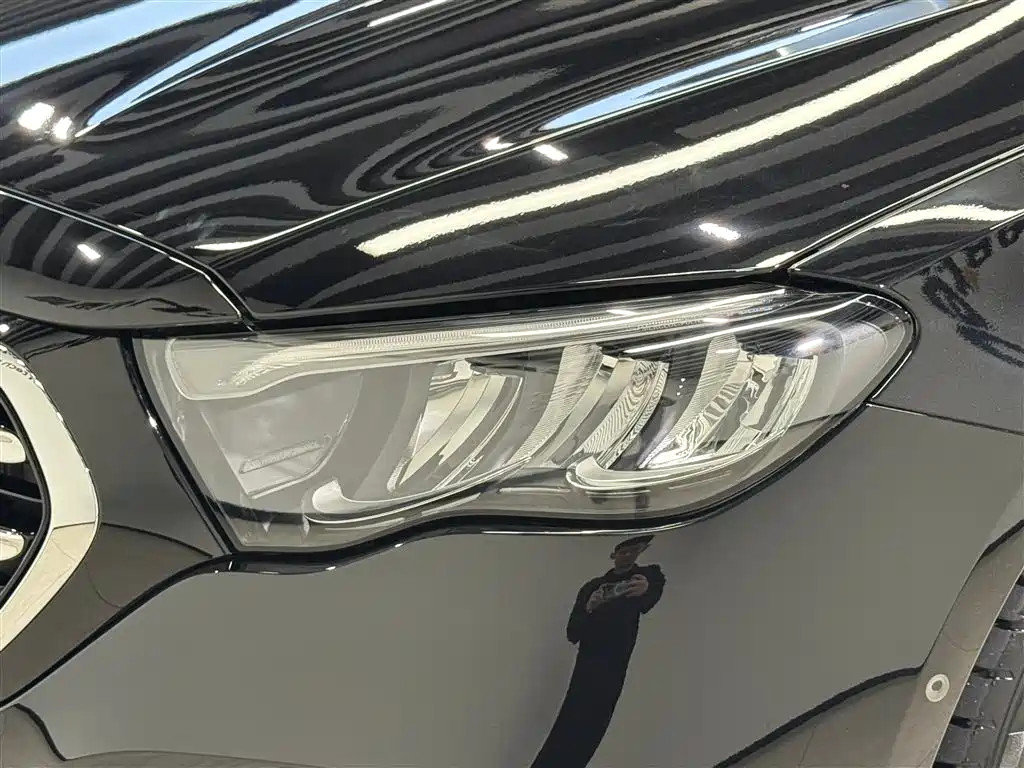 Mercedes-Benz Mercedes-Benz E-Class 2024 E 350 e L Plug-in Hybrid Sedan 2025 - thumbnail 8