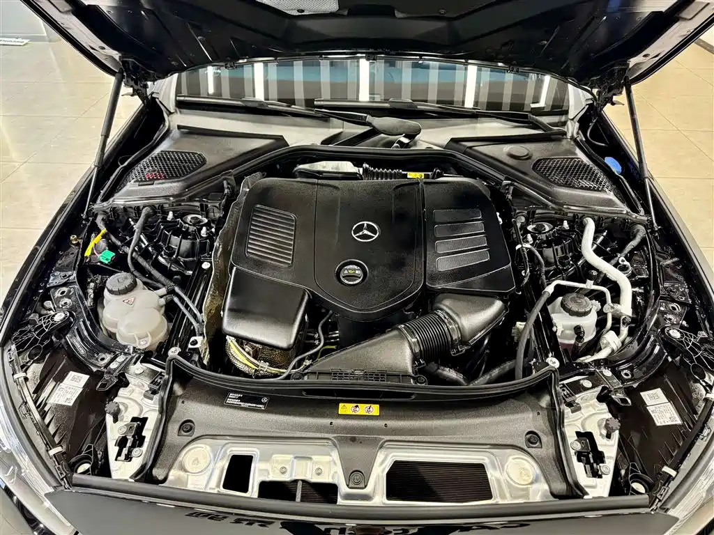 Mercedes-Benz Mercedes-Benz E-Class 2024 E 350 e L Plug-in Hybrid Sedan 2025 - thumbnail 11