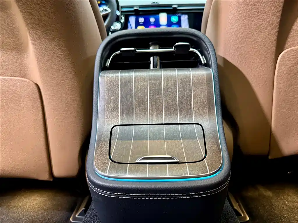 Mercedes-Benz Mercedes-Benz E-Class 2024 E 350 e L Plug-in Hybrid Sedan 2025 - thumbnail 21