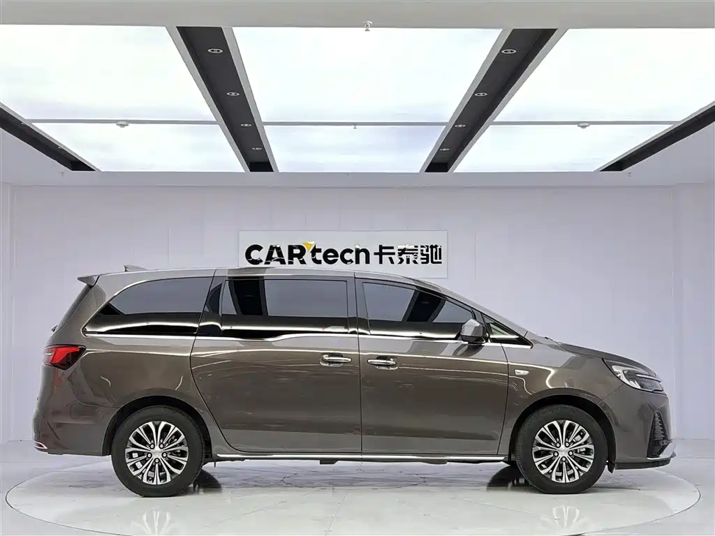 Buick Buick GL8 2023 Facelift Land Business Class Luxury 2025 - thumbnail 4