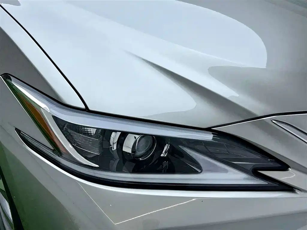 Lexus Lexus ES 2020 200 Excellence Edition 2021 - thumbnail 6