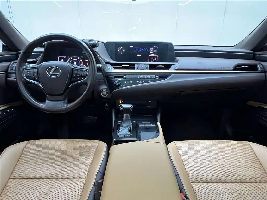 Lexus Lexus ES 2020 200 Excellence Edition 2021 - thumbnail 8