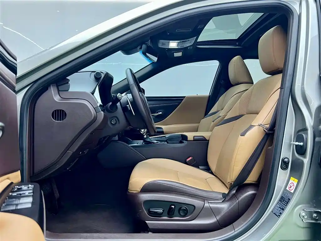 Lexus Lexus ES 2020 200 Excellence Edition 2021 - thumbnail 17