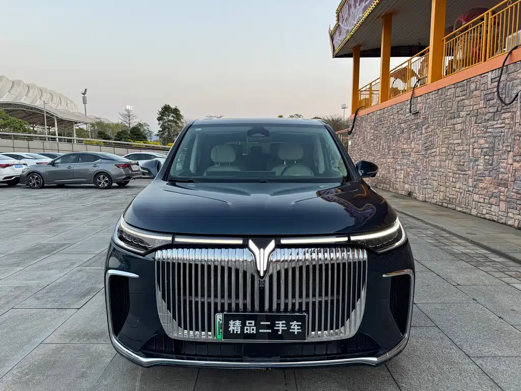Voyah Auto Voyah Dreamer 2025 PHEV AWD Excellence Kunpeng Edition 2025 - thumbnail 2