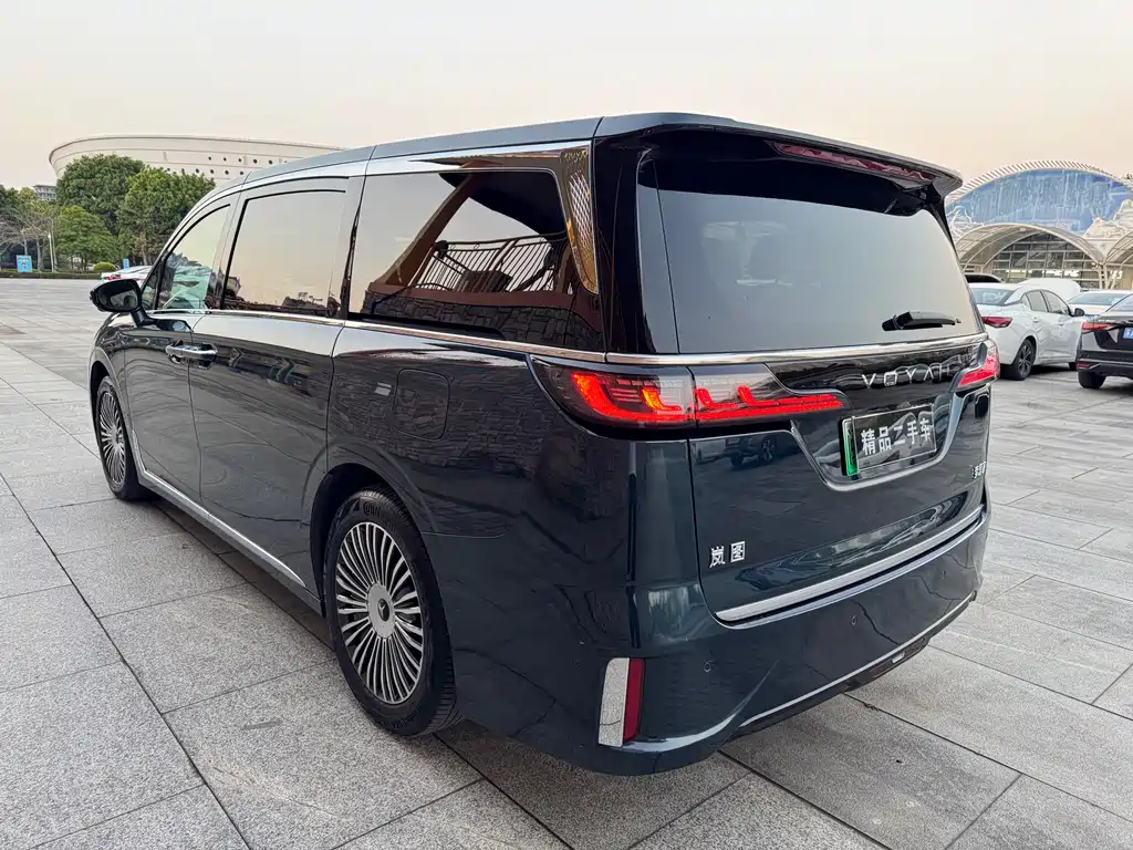 Voyah Auto Voyah Dreamer 2025 PHEV AWD Excellence Kunpeng Edition 2025 - thumbnail 5