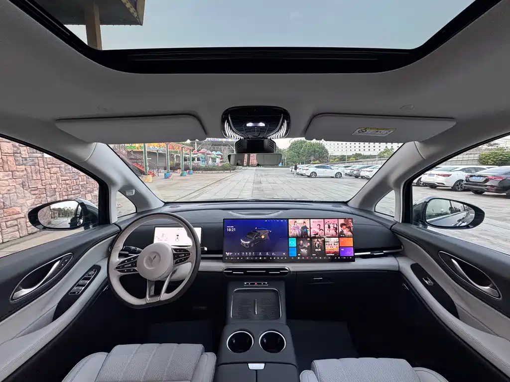 Voyah Auto Voyah Dreamer 2025 PHEV AWD Excellence Kunpeng Edition 2025 - thumbnail 8