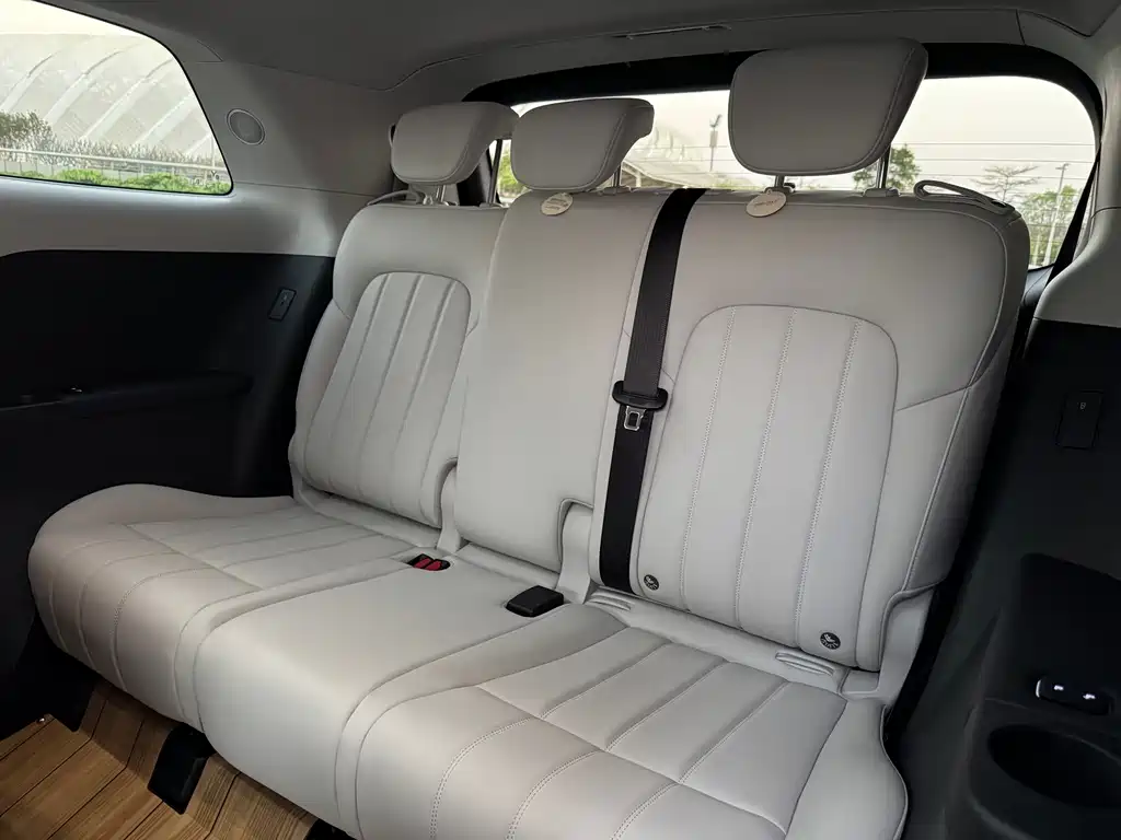 Voyah Auto Voyah Dreamer 2025 PHEV AWD Excellence Kunpeng Edition 2025 - thumbnail 10