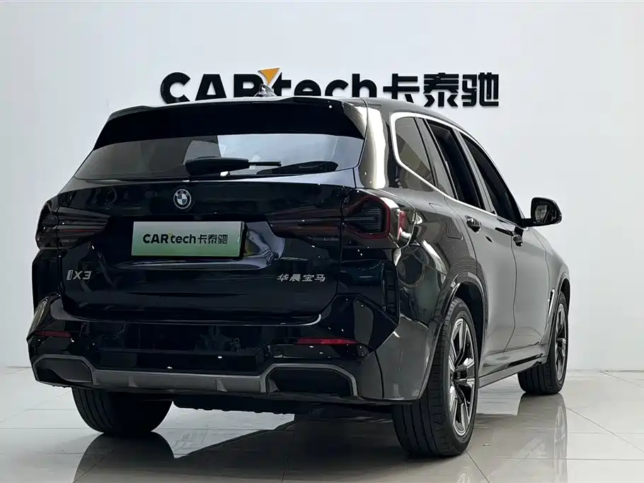 BMW BMW iX3 2022 Leading Edition 2023 - thumbnail 4