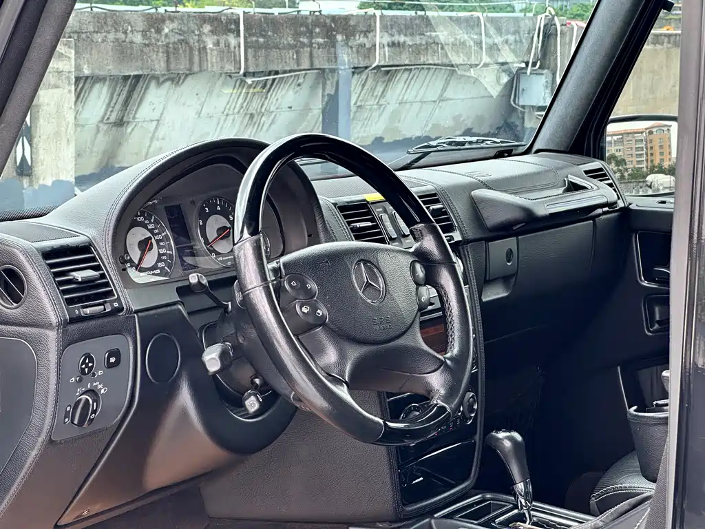 Mercedes-Benz Mercedes-Benz G-Class 2009 G 55 AMG 2010 - thumbnail 15