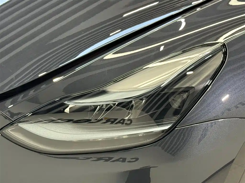 Tesla Model Y 2024 Rear-Wheel Drive 2025 - thumbnail 9