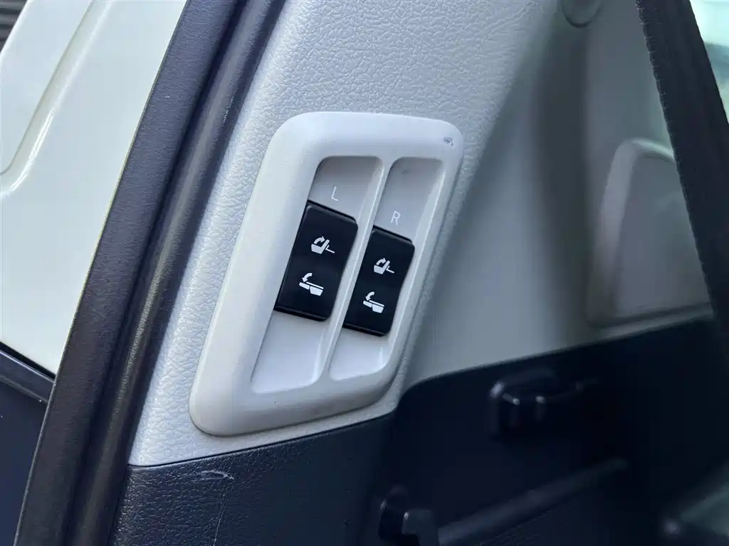 Toyota Toyota Prado 2016 3.5L Automatic VX NAVI 2016 - thumbnail 24