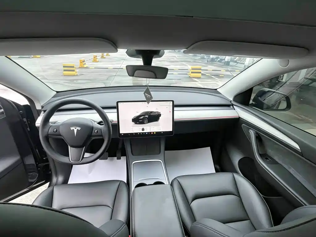 Tesla Tesla Model Y 2024 Rear-Wheel Drive 2025 - thumbnail 7