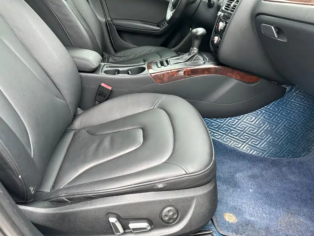 Audi Audi A4L 2013 35 TFSI Automatic Comfort 2014 - thumbnail 9