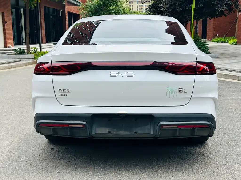 BYD BYD Qin L 2024 DM-i 80KM Leading Edition 2024 - thumbnail 6