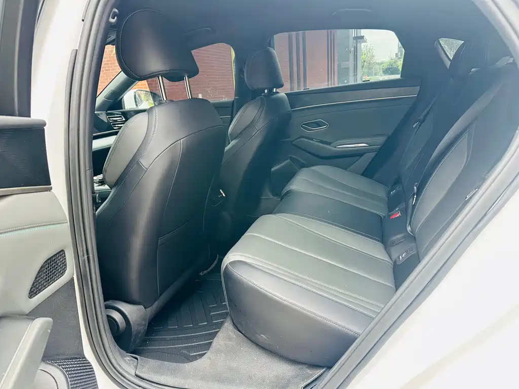 BYD BYD Qin L 2024 DM-i 80KM Leading Edition 2024 - thumbnail 13
