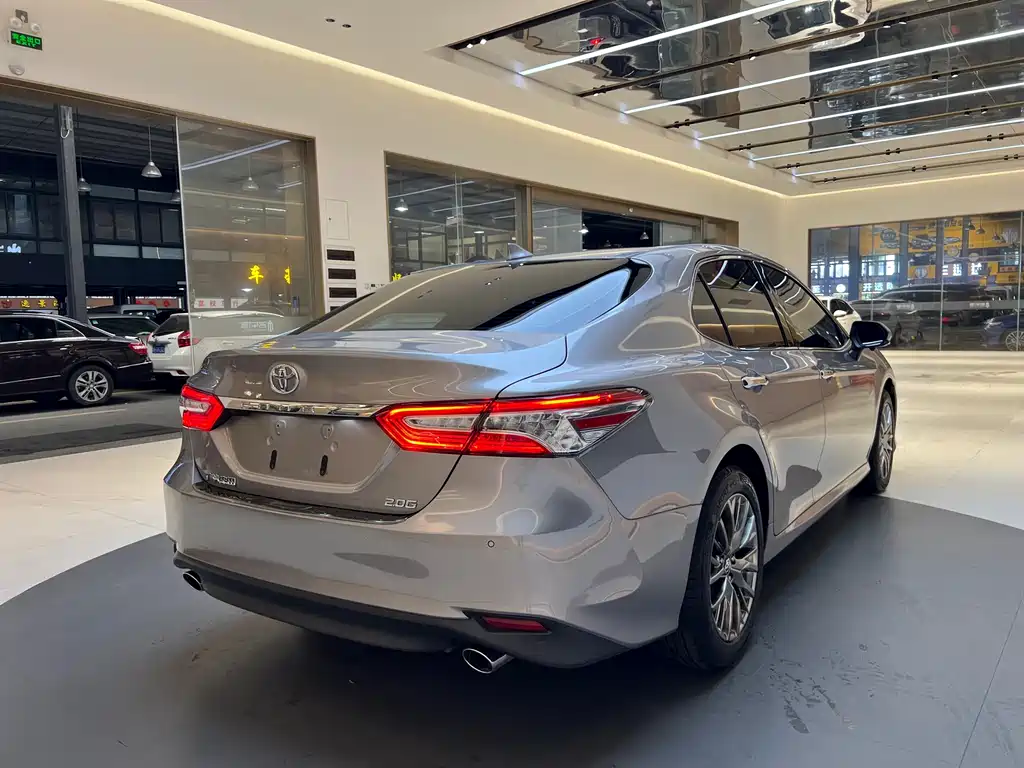 Toyota Camry 2021 2.0G Luxury Edition 2022 - thumbnail 3