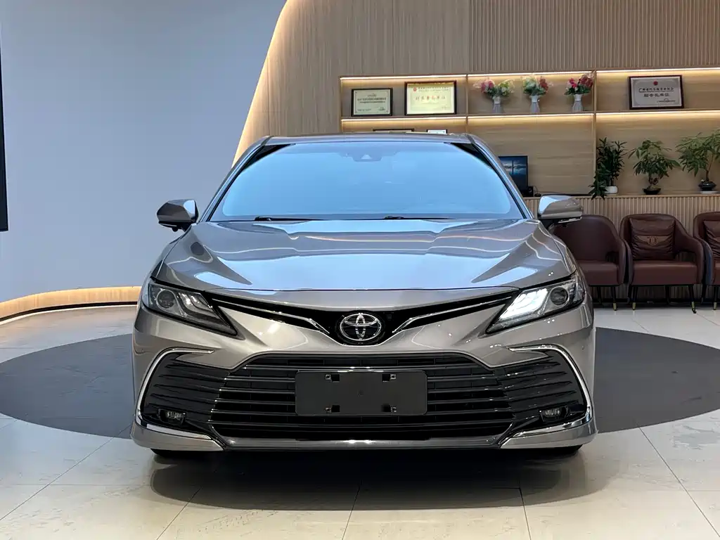 Toyota Camry 2021 2.0G Luxury Edition 2022 - thumbnail 4
