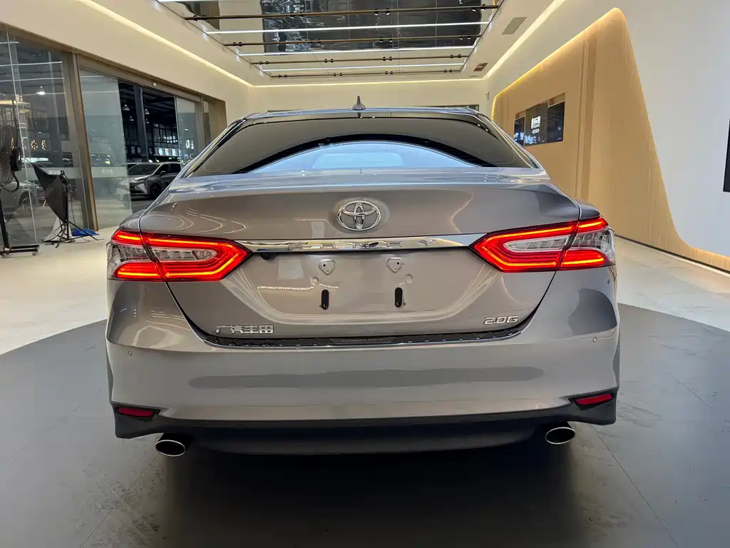 Toyota Camry 2021 2.0G Luxury Edition 2022 - thumbnail 6