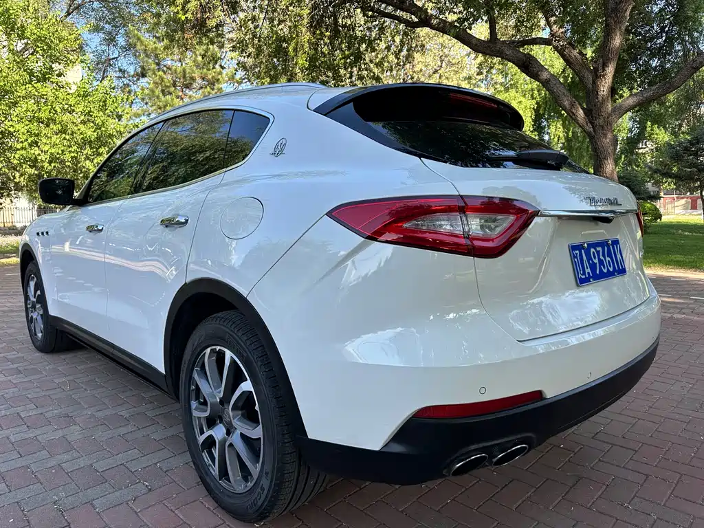 Maserati Maserati Levante 2016 3.0T Standard 2017 - thumbnail 7