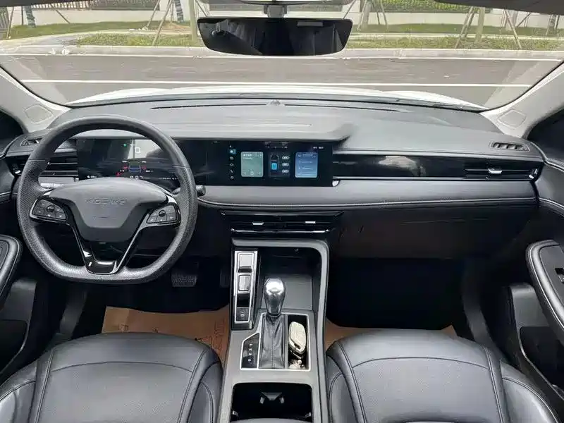 Roewe Roewe i5 2026 1.5L CVT Luxury Edition 2025 - thumbnail 7
