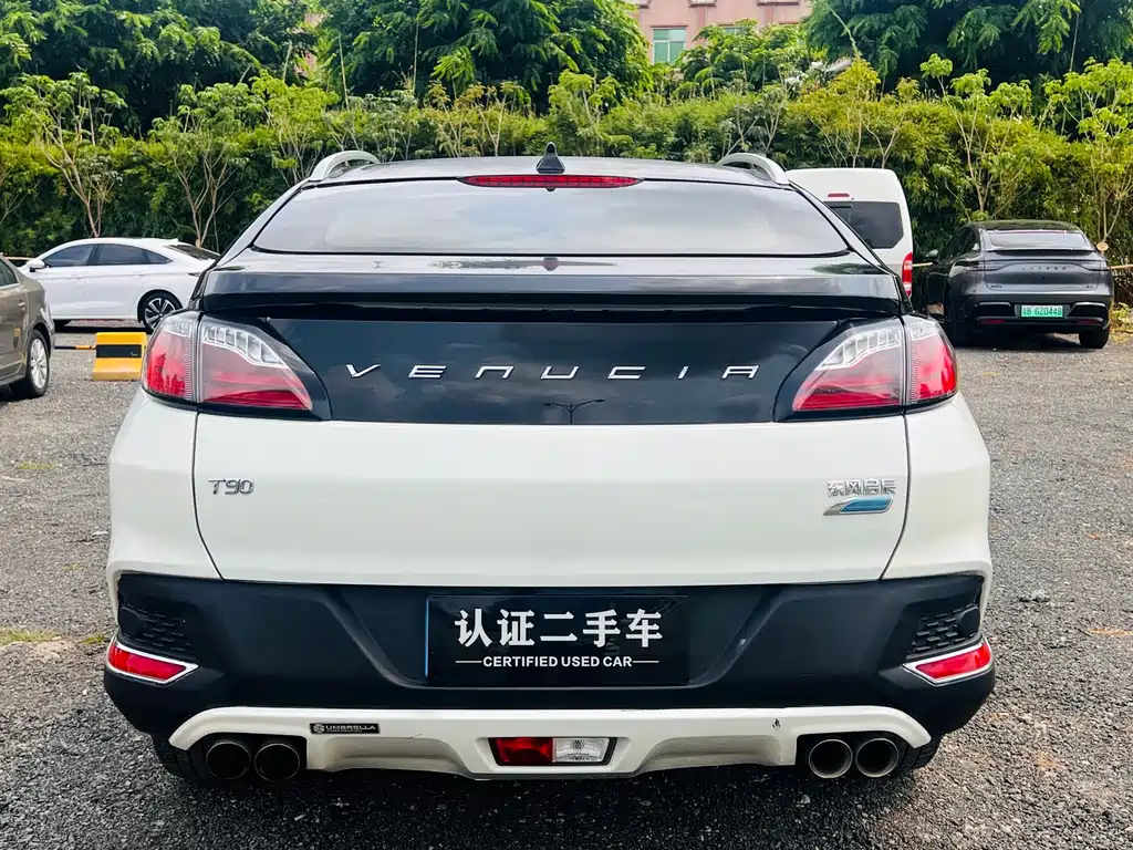Venucia Venucia T90 2017 2.0L CVT Zhishang Edition 2018 - thumbnail 5