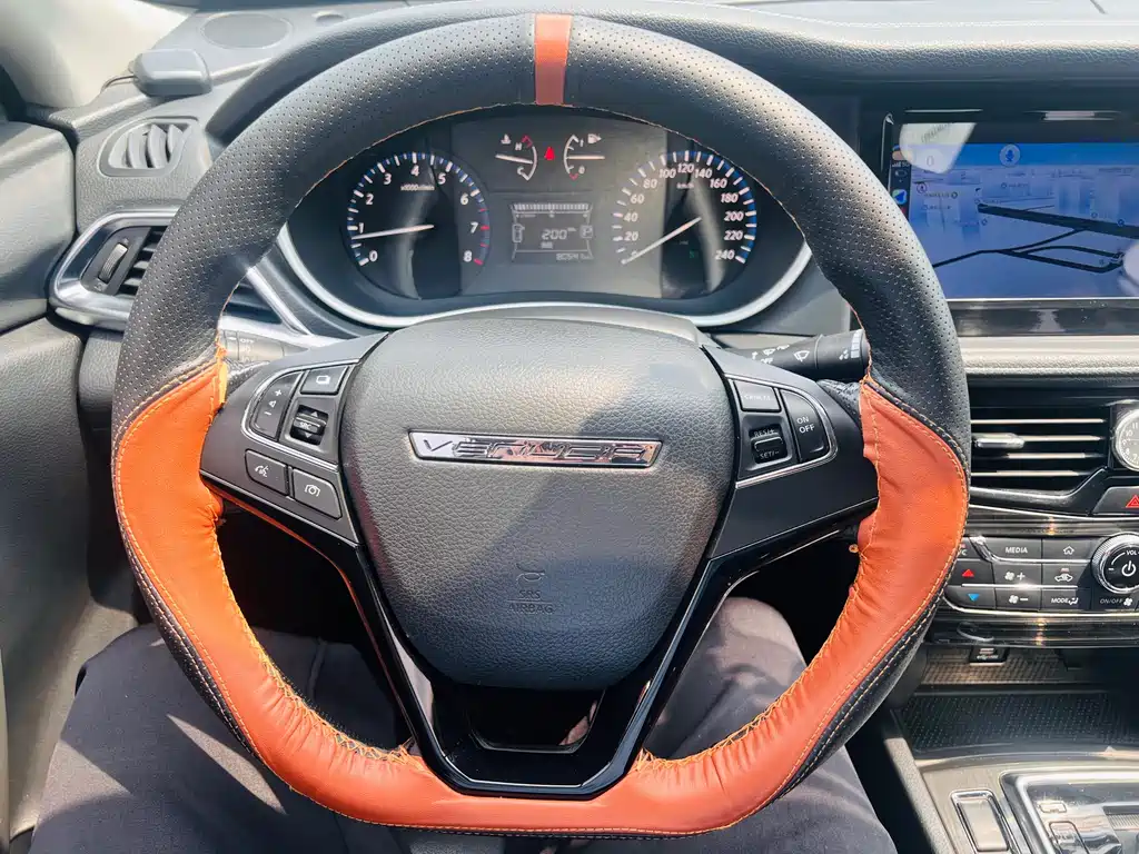 Venucia Venucia T90 2017 2.0L CVT Zhishang Edition 2018 - thumbnail 15