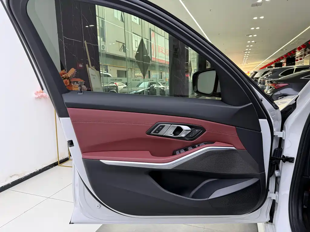 BMW BMW i3 eDrive 35 L 2025 - thumbnail 9