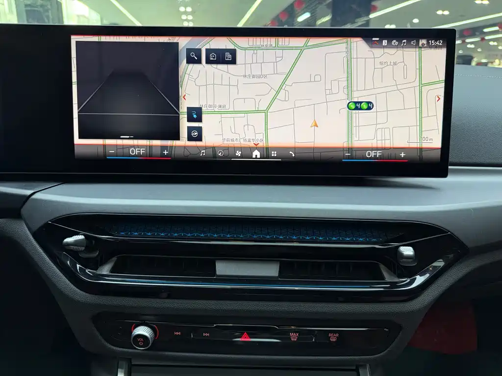 BMW BMW i3 eDrive 35 L 2025 - thumbnail 16