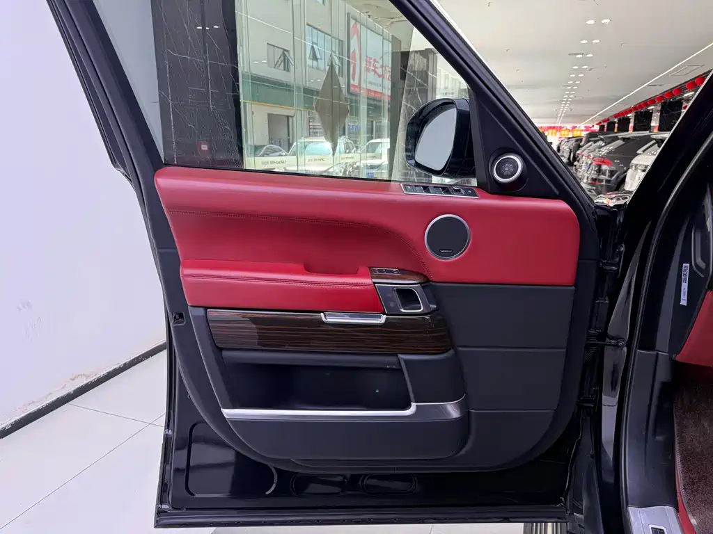 Land Rover Range Rover 2017 3.0T Diesel 2018 - thumbnail 9