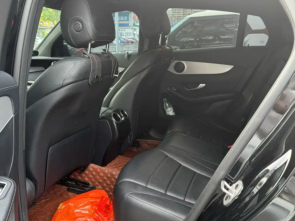 Mercedes-Benz Mercedes-Benz GLC Coupe 2020 GLC 260 4MATIC Coupe SUV 2021 - thumbnail 9