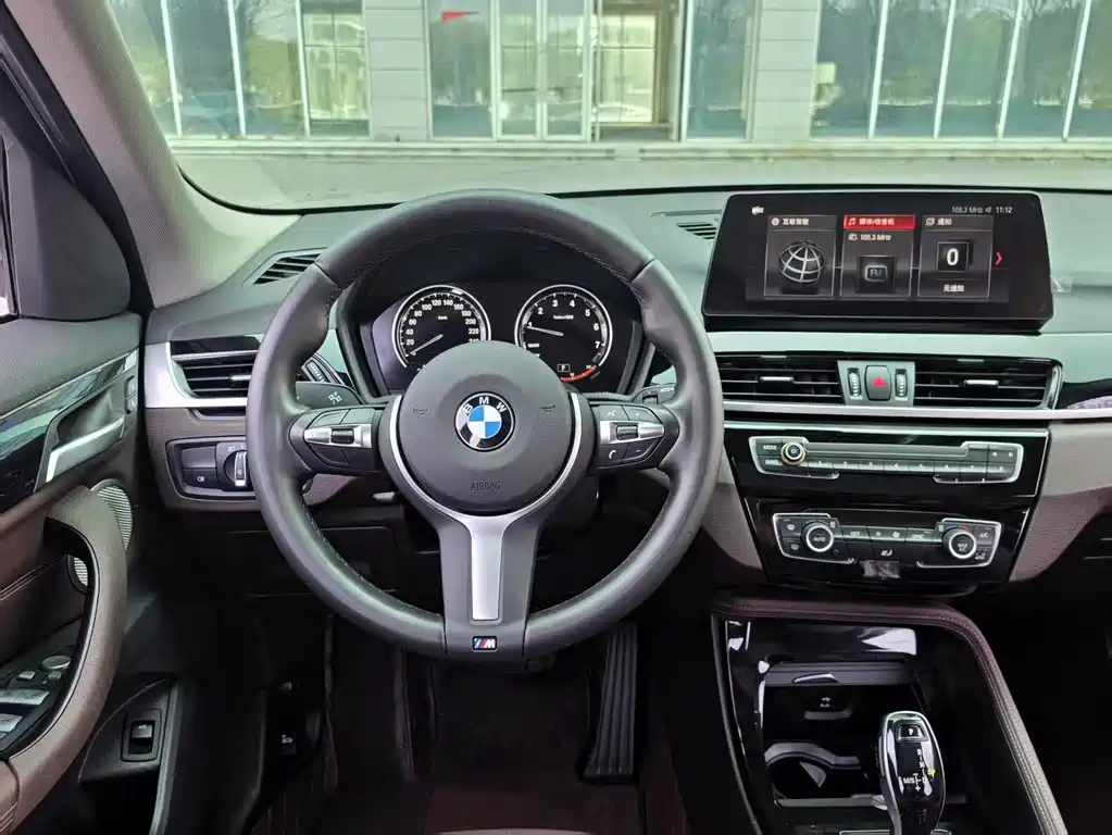 BMW BMW X1 2021 sDrive20Li Premium 2022 - thumbnail 9