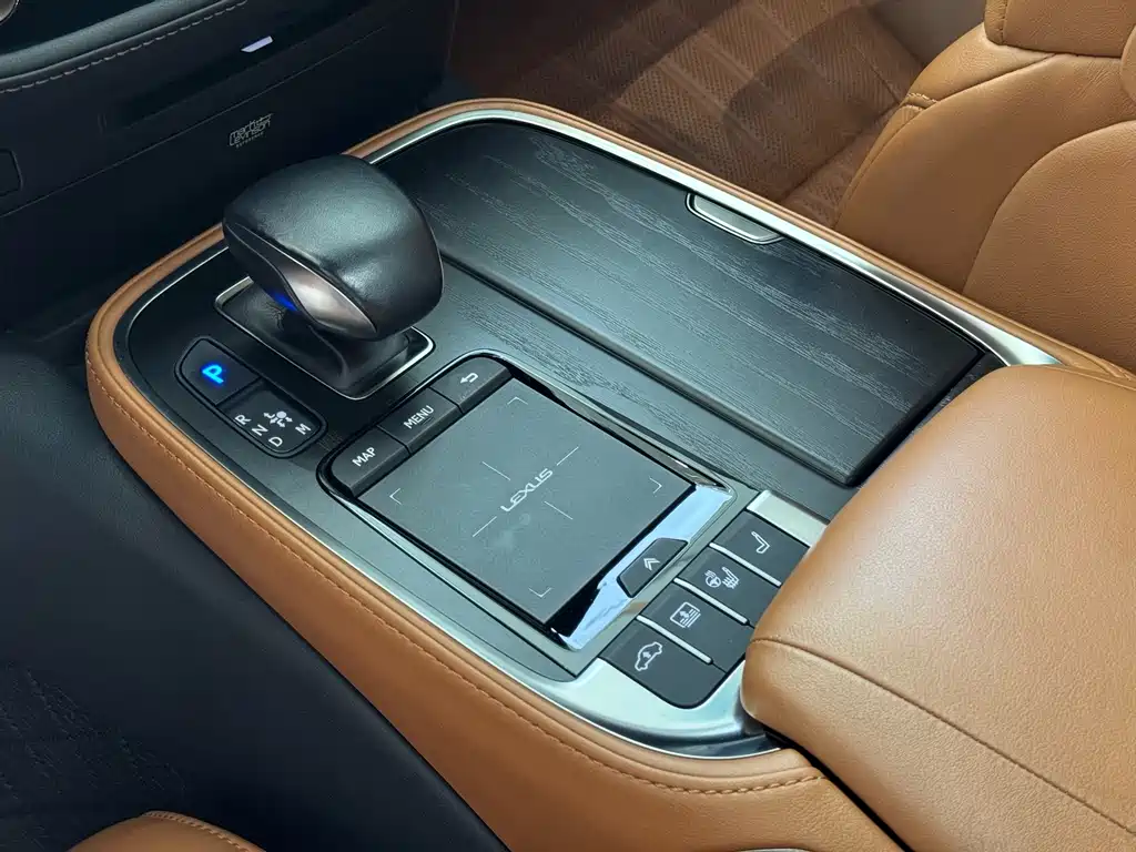 Lexus Lexus LS 500h Executive Edition 2021 - thumbnail 13