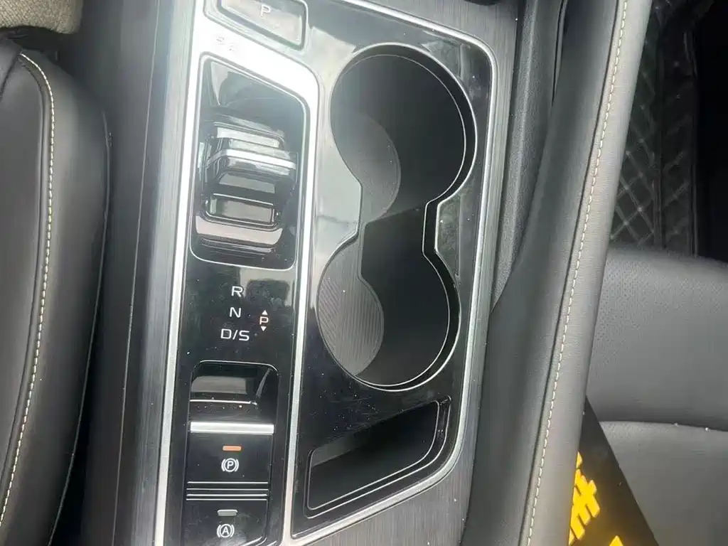 Bestune Bestune B70 2021 1.5T Automatic Lexiang Edition 2021 - thumbnail 14
