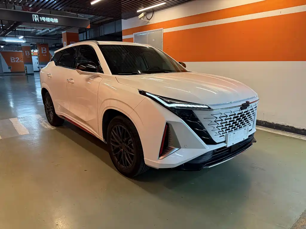 Changan Oshan Changan Oshan Z6 2022 Blue Whale 1.5T DCT Zhixiang 2023 - thumbnail 2