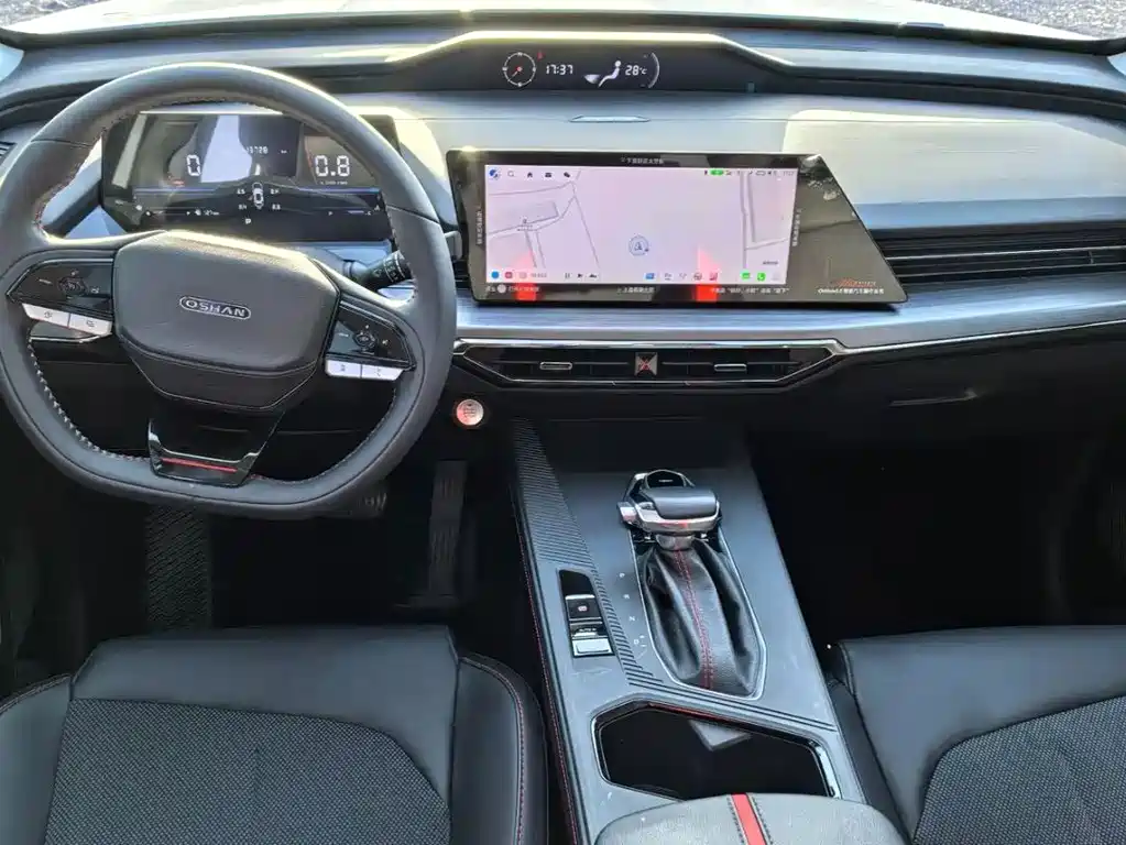 Changan Oshan Changan Oshan Z6 2022 Blue Whale 1.5T DCT Zhixiang 2023 - thumbnail 9