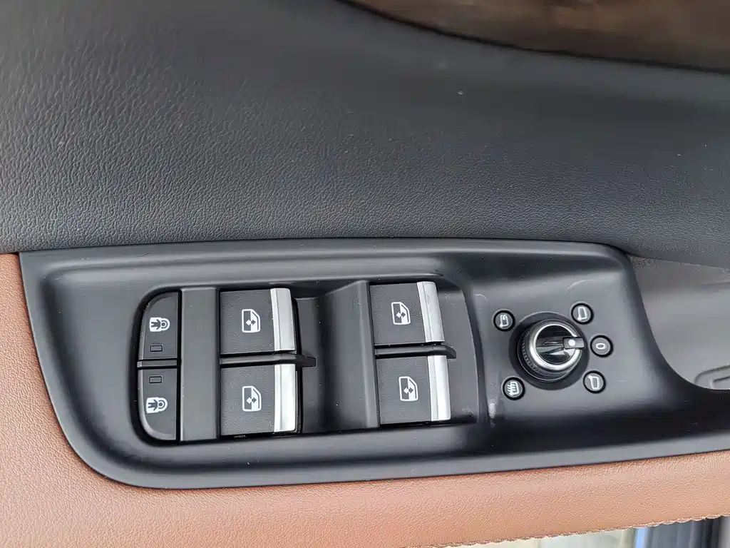 Audi Audi Q7 2024 45 TFSI quattro S line 2024 - thumbnail 14