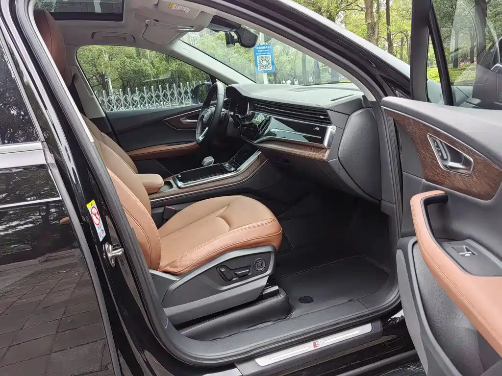 Audi Audi Q7 2024 45 TFSI quattro S line 2024 - thumbnail 19