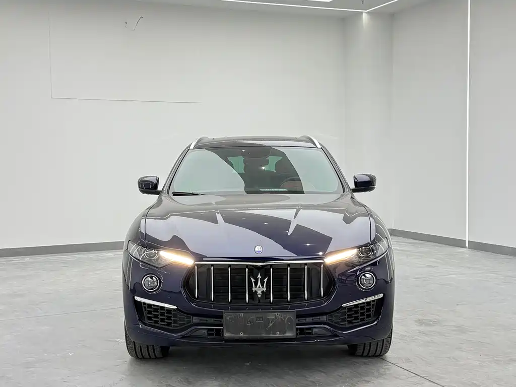 Maserati 2019 Maserati Levante 3.0T Luxury Edition China V 2020 - thumbnail 2