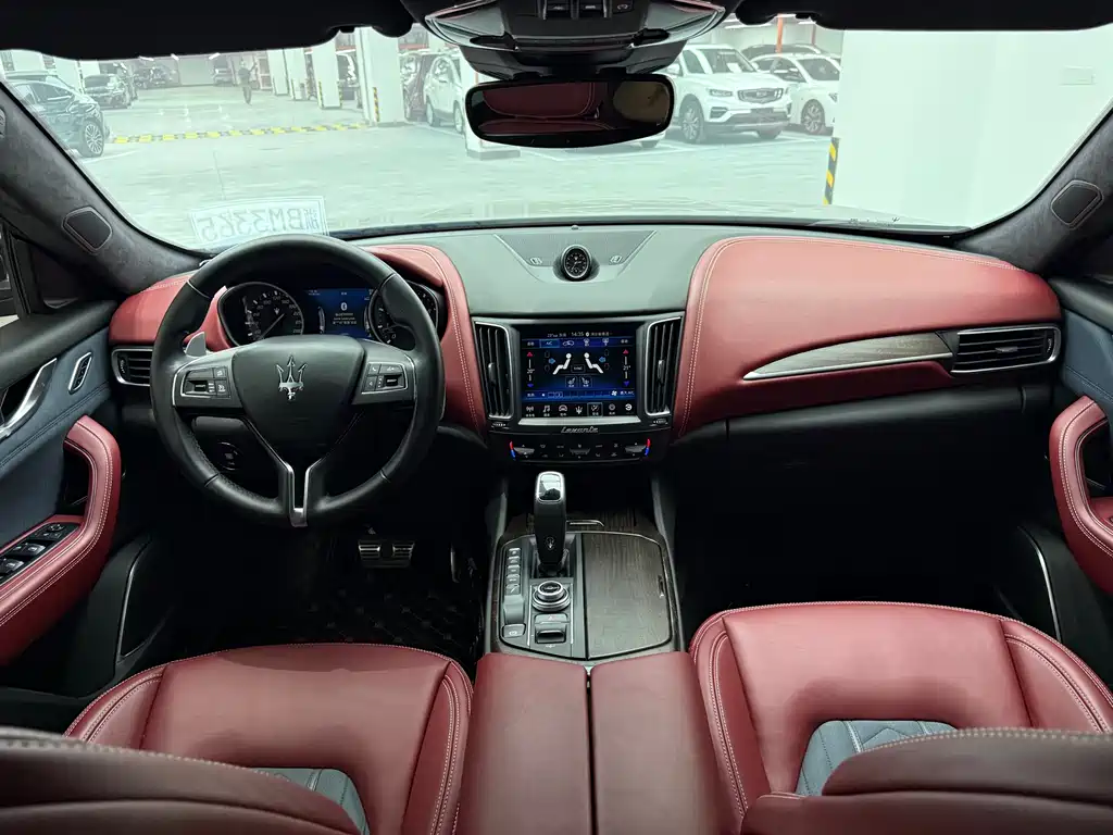 Maserati 2019 Maserati Levante 3.0T Luxury Edition China V 2020 - thumbnail 9