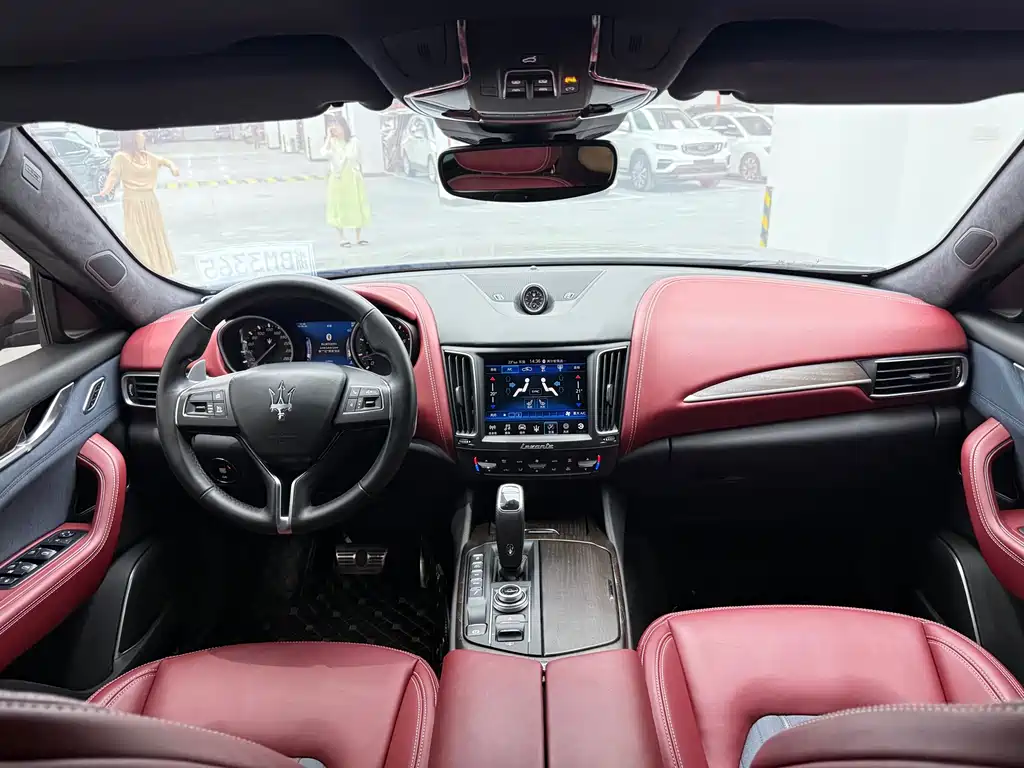 Maserati 2019 Maserati Levante 3.0T Luxury Edition China V 2020 - thumbnail 10
